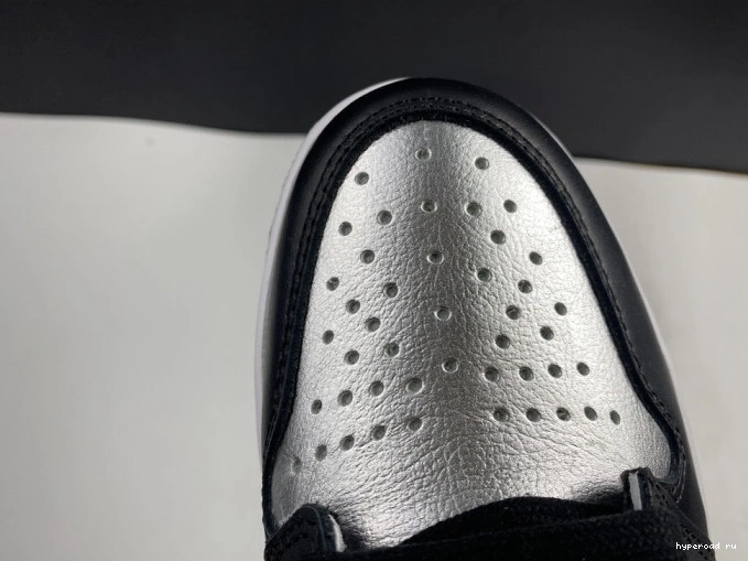 JORDAN SILVER AIR TOE OG HIGH WMNS CD0461-001 1 0819
